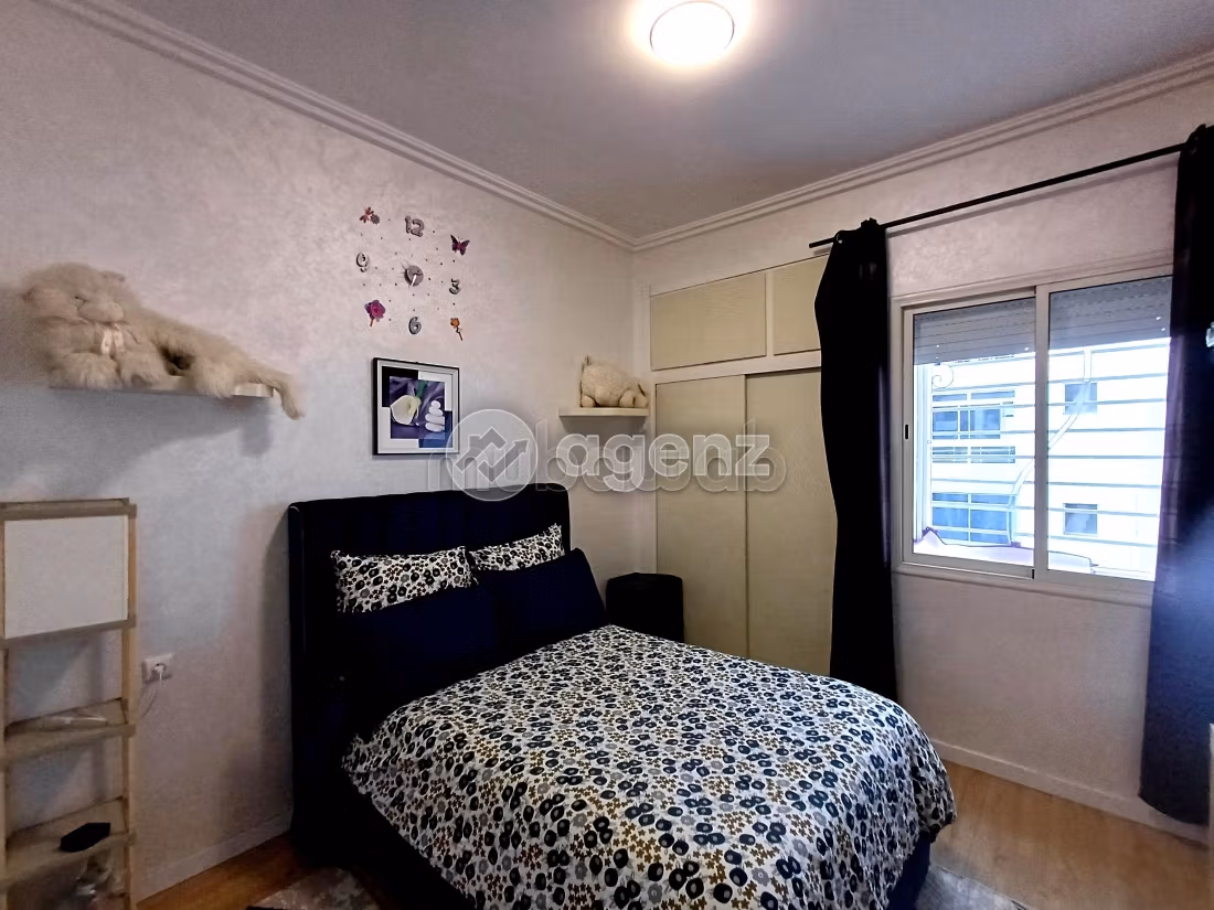 Bonito piso en venta. 3 dormitorios. Amueblado