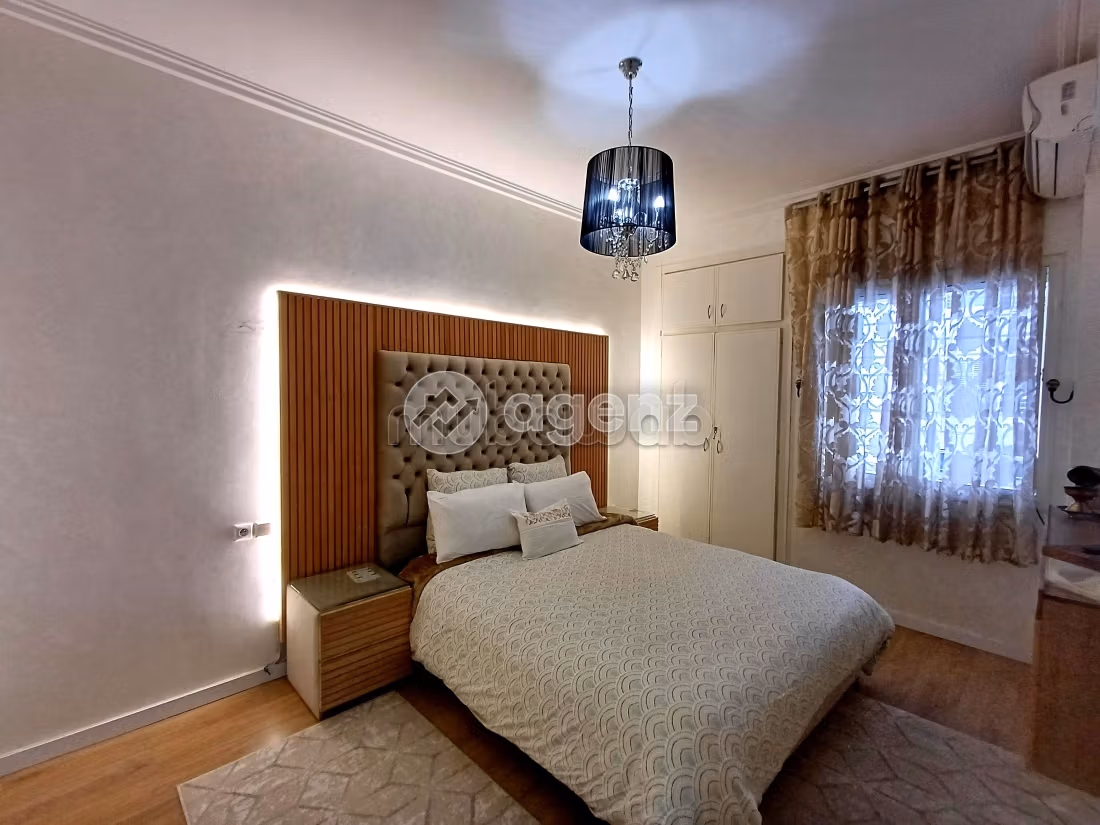 Bonito piso en venta. 3 dormitorios. Amueblado