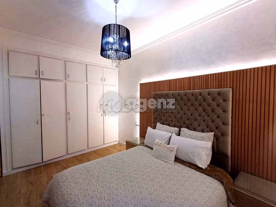 Bonito piso en venta. 3 dormitorios. Amueblado