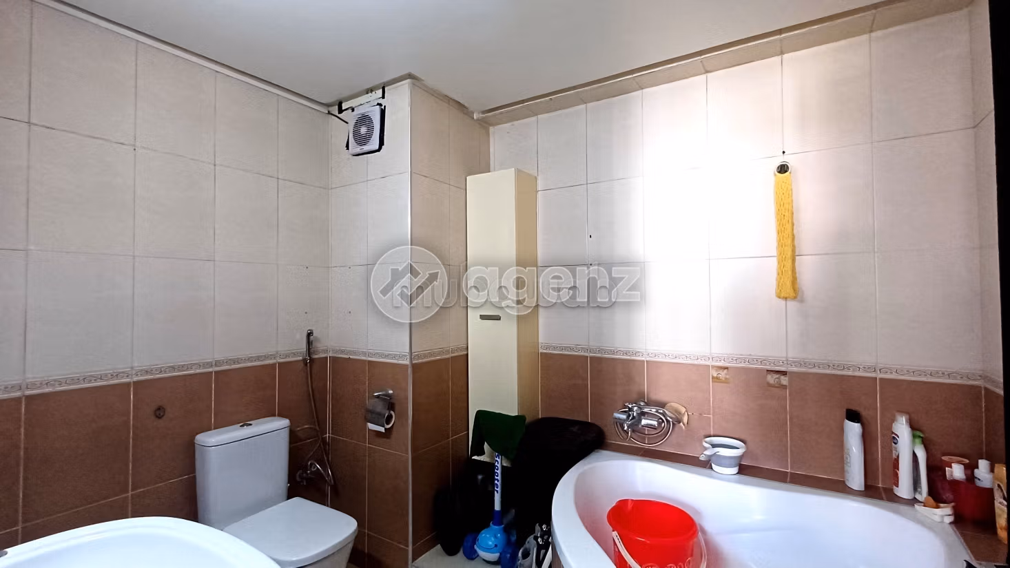 Busca pisos en venta en Alsace Lorraine. 3 dormitorios. Cocina bien equipada