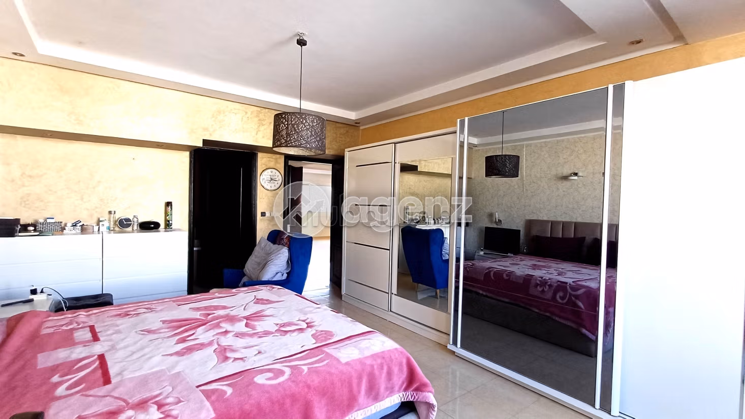 Busca pisos en venta en Alsace Lorraine. 3 dormitorios. Cocina bien equipada