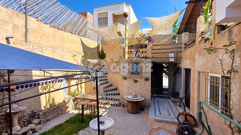 Villa à vendre 480 m², 7 chambres Route achakkar Tanger