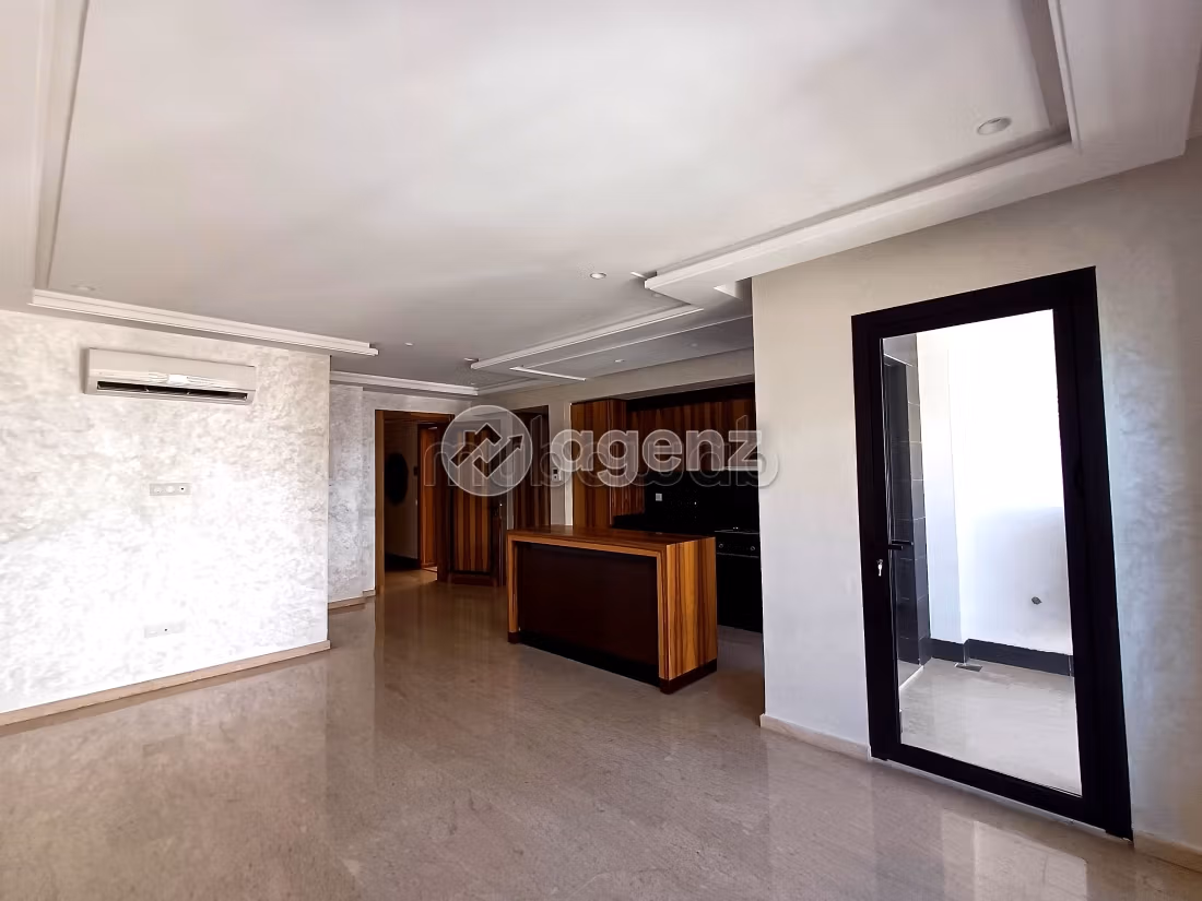 RÉSIDENCE MANANFA Studio à vendre 61 m² Gauthier Casablanca