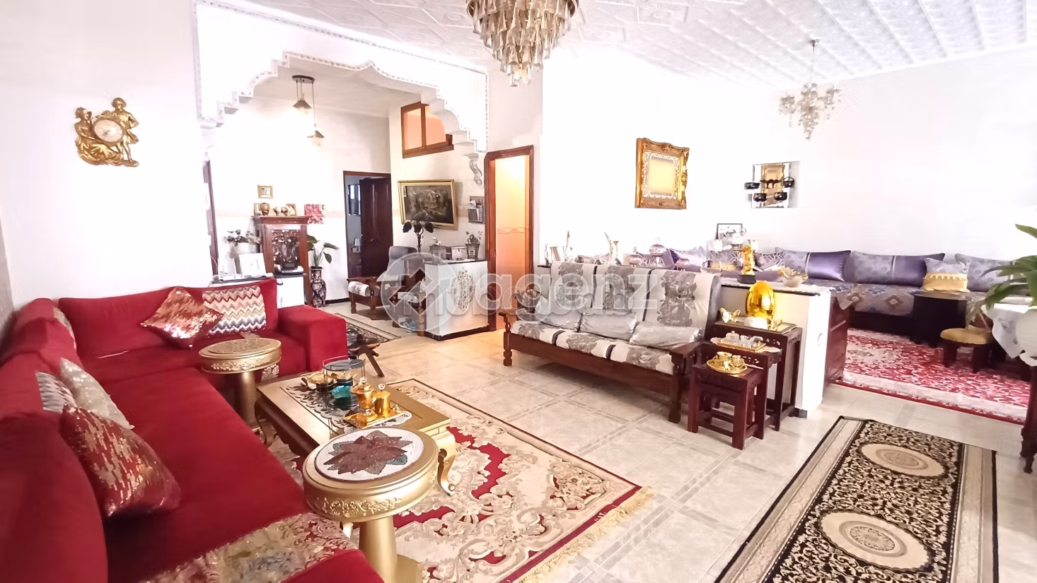 Kopen: appartementen in Burger. Totale oppervlakte 206 m². Terras