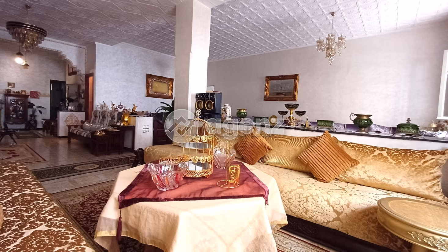 Kopen: appartementen in Burger. Totale oppervlakte 206 m². Terras