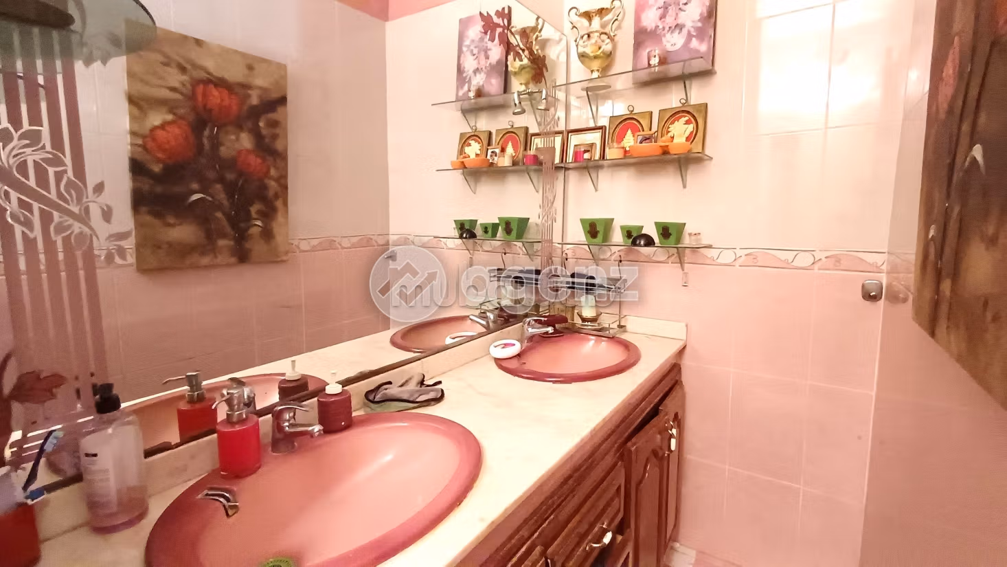 Kopen: appartementen in Burger. Totale oppervlakte 206 m². Terras