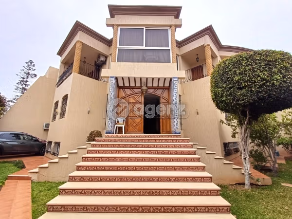 Villa à vendre 366 m², 3 chambres Hay Dakhla Agadir