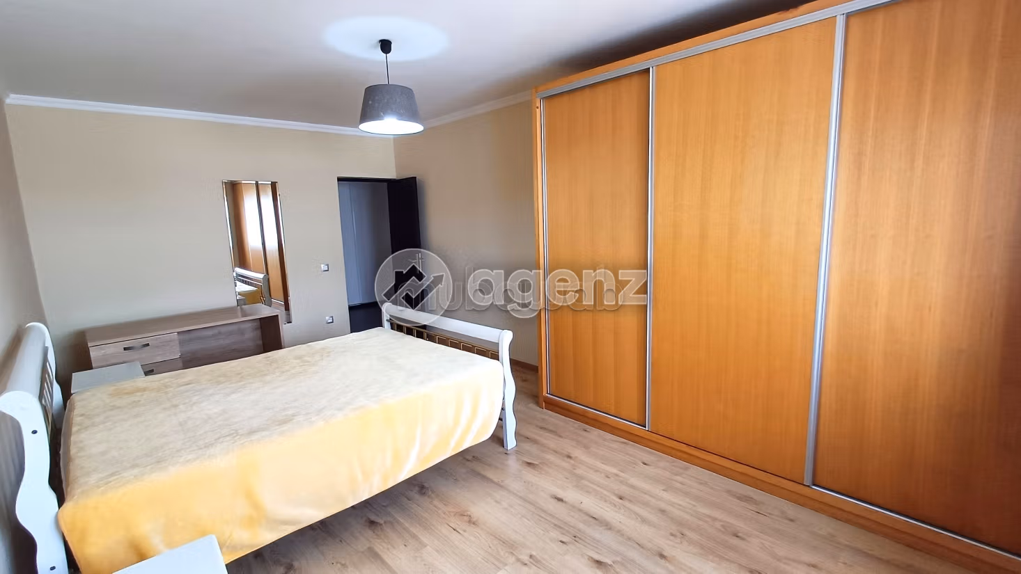 Appartement 236 m² f Belvédère — 11