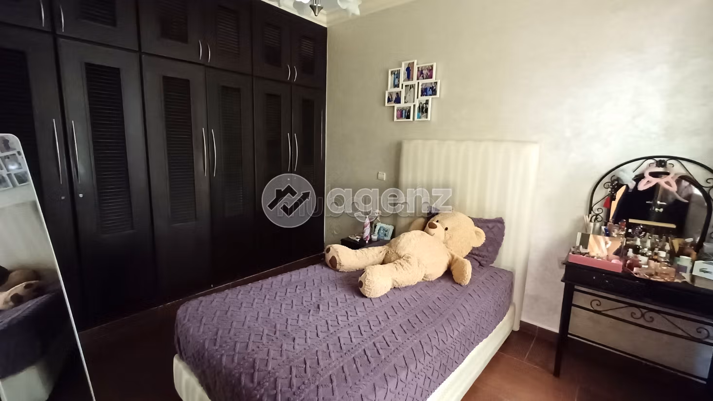 Casa in vendita. 7 camere da letto. Posto auto e terrazzo