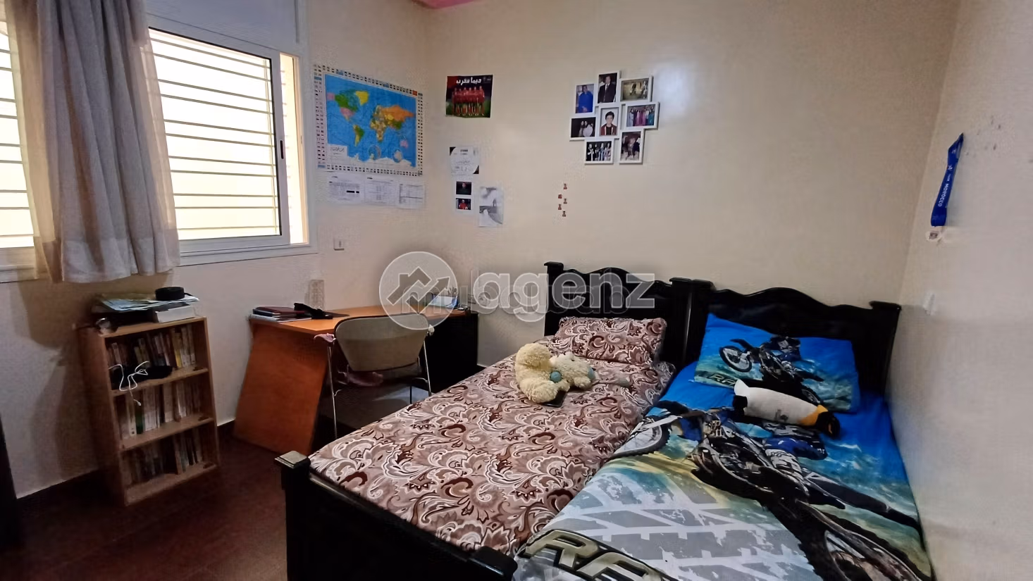 Casa in vendita. 7 camere da letto. Posto auto e terrazzo