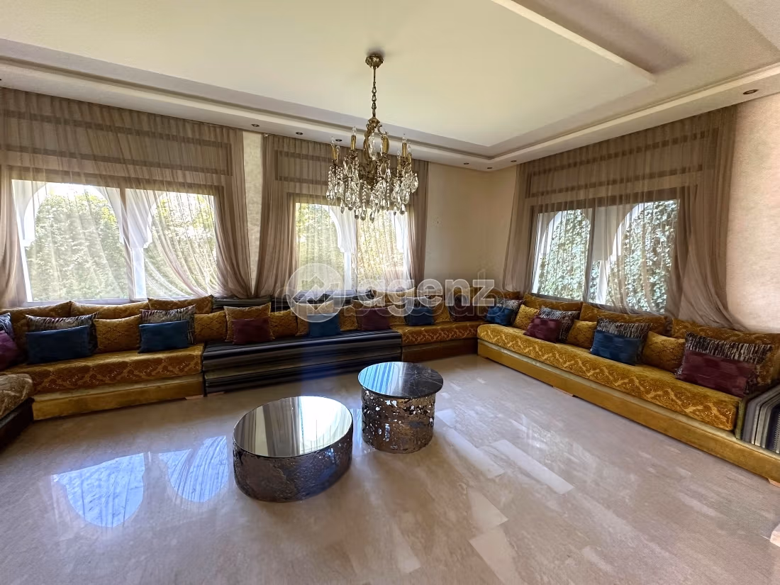 Villa à vendre 896 m², 5 chambres Rmilat Tanger
