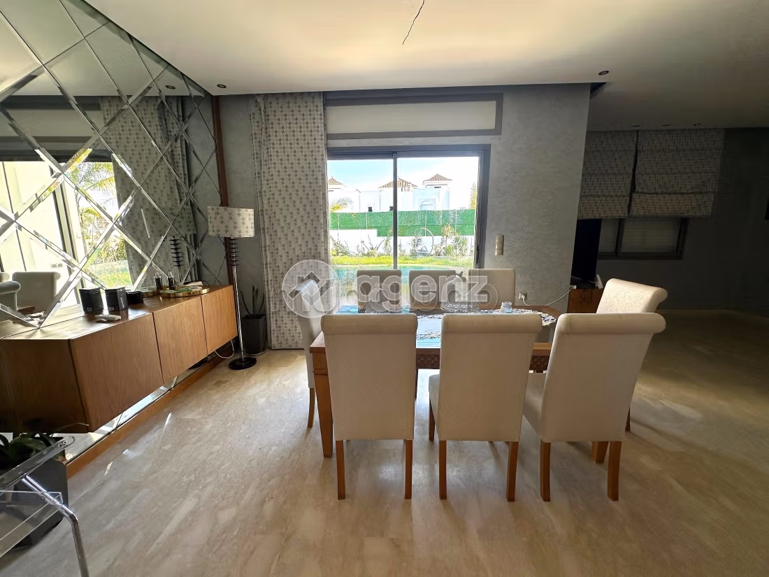 Villa à vendre 896 m², 5 chambres Rmilat Tanger