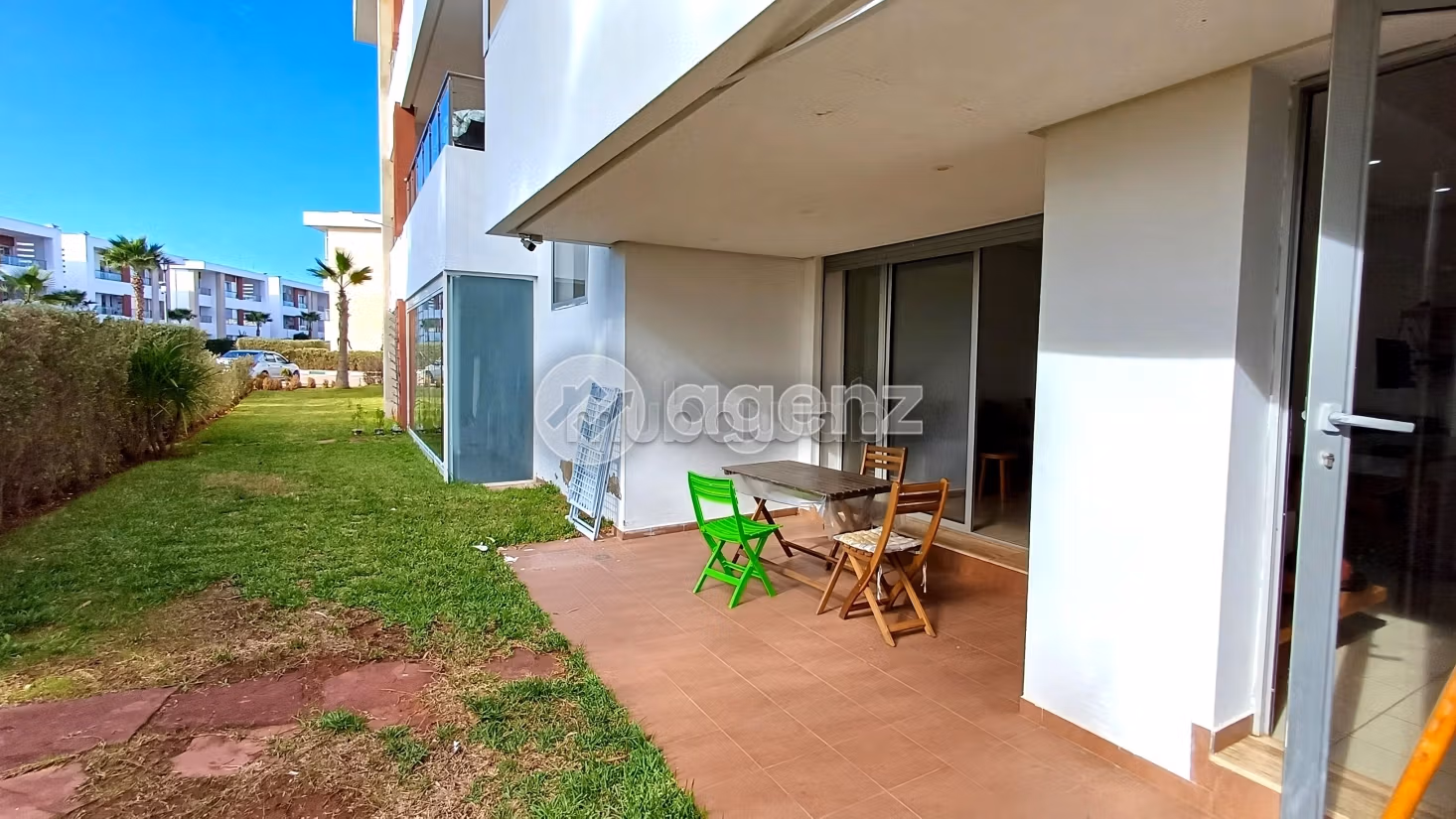 Apartment for rent. Small area 88 m². Attic