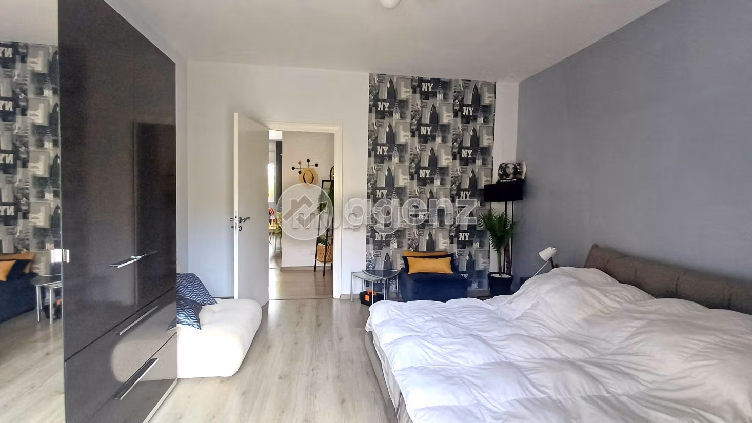 Bonito piso en alquiler en Riyad Extension. 3 dormitorios. Mobiliario nuevo