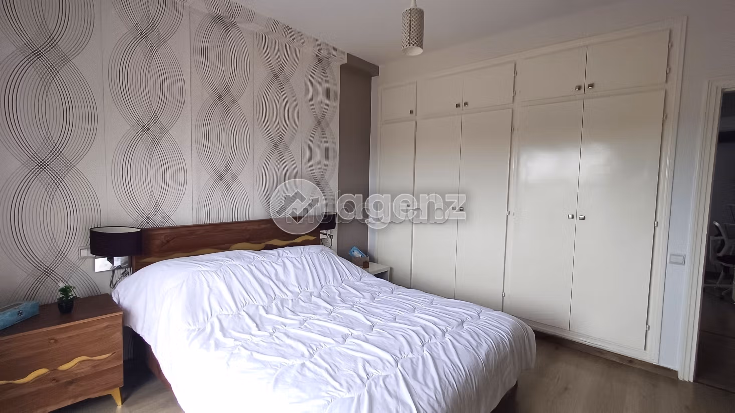 Bonito piso en alquiler en Riyad Extension. 3 dormitorios. Mobiliario nuevo