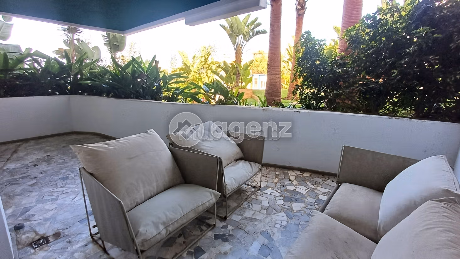 Sale of a lovely apartment. Area of 170 m². Lift and parking spaces
