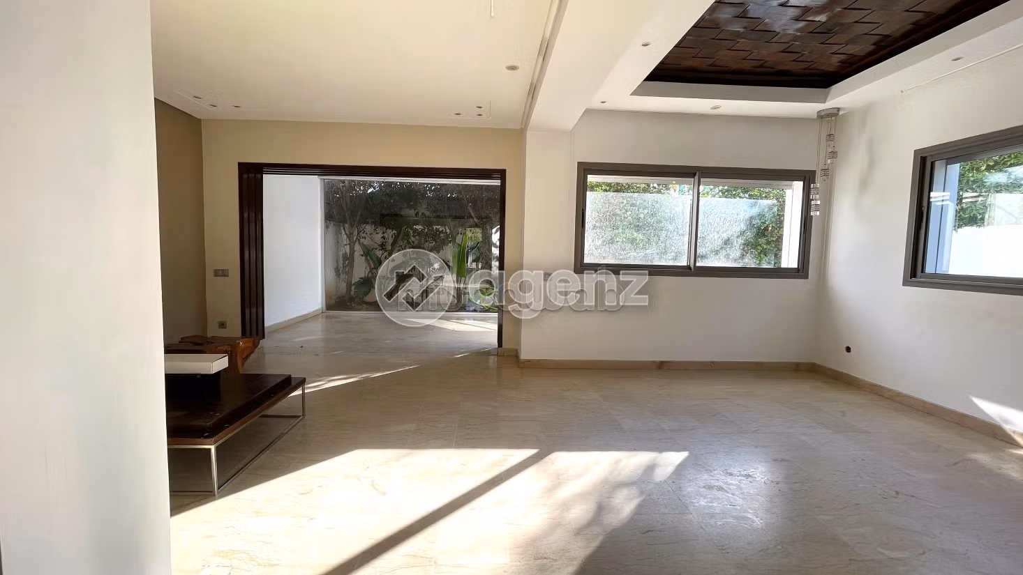 Maestosa residenza di lusso in vendita. 3 camere da letto. Posto auto e giardino