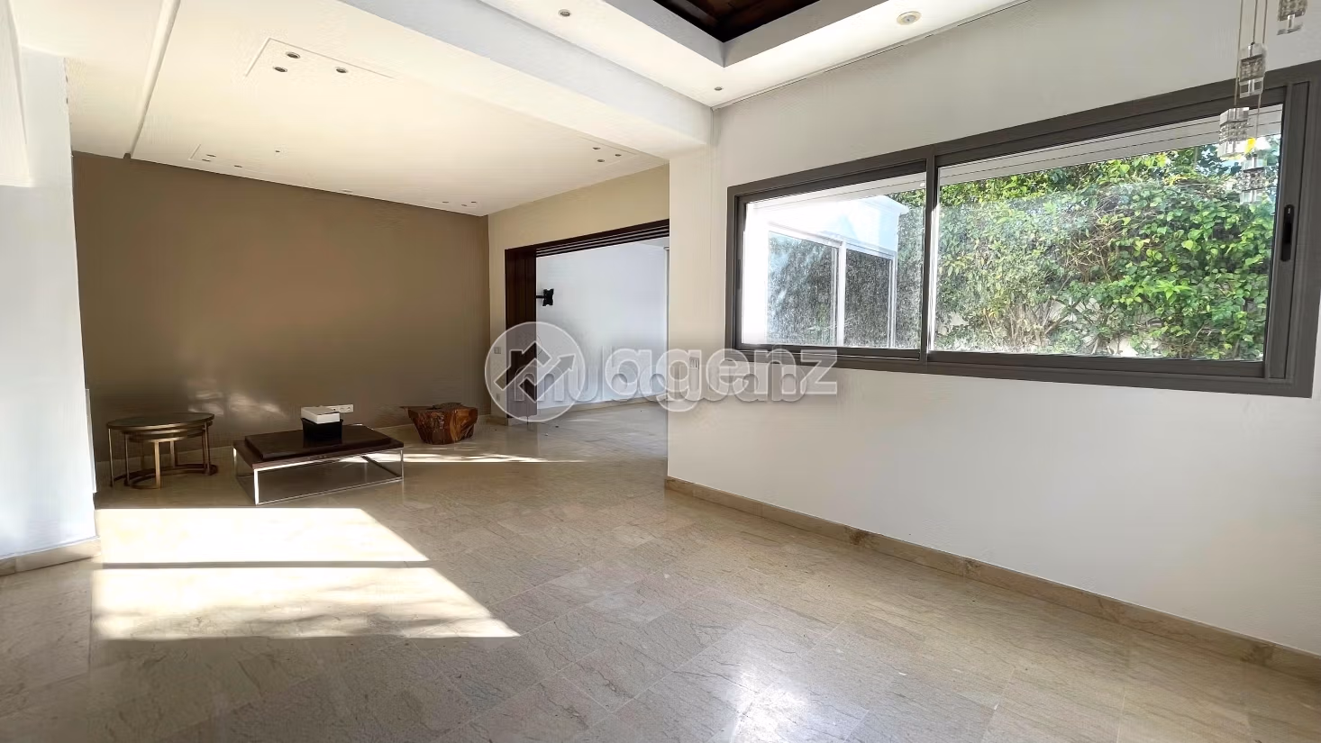 Maestosa residenza di lusso in vendita. 3 camere da letto. Posto auto e giardino