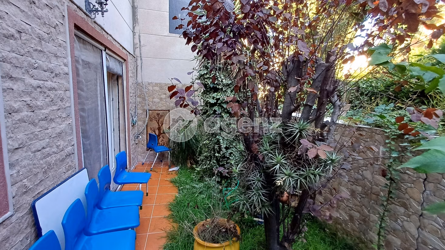 فيلا جميلة للبيع ب طنجة البالية. 5 غرف. مفروشة
