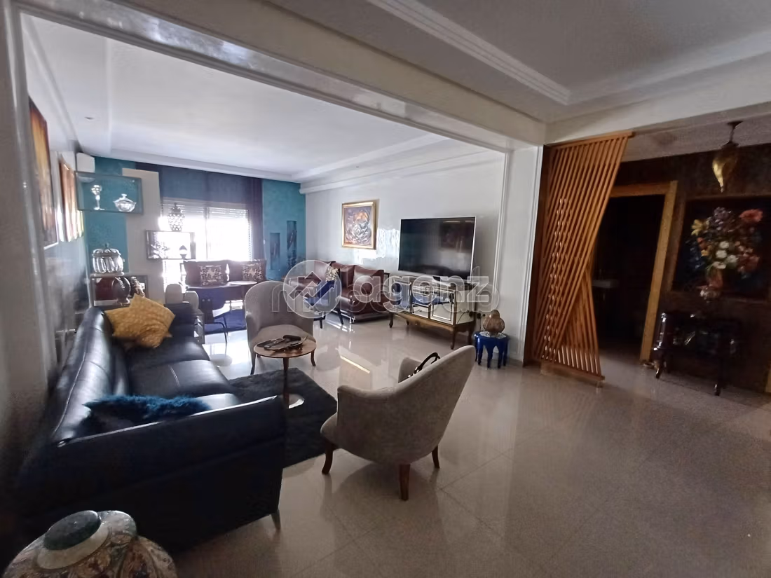 Appartement à vendre 113 m², 2 chambres Les Hôpitaux Casablanca