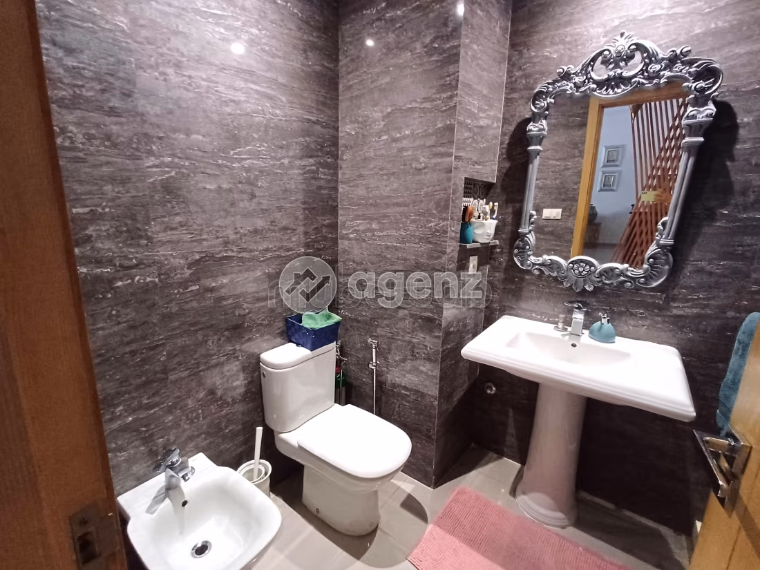 Appartement 113 m² f Les Hôpitaux — 7
