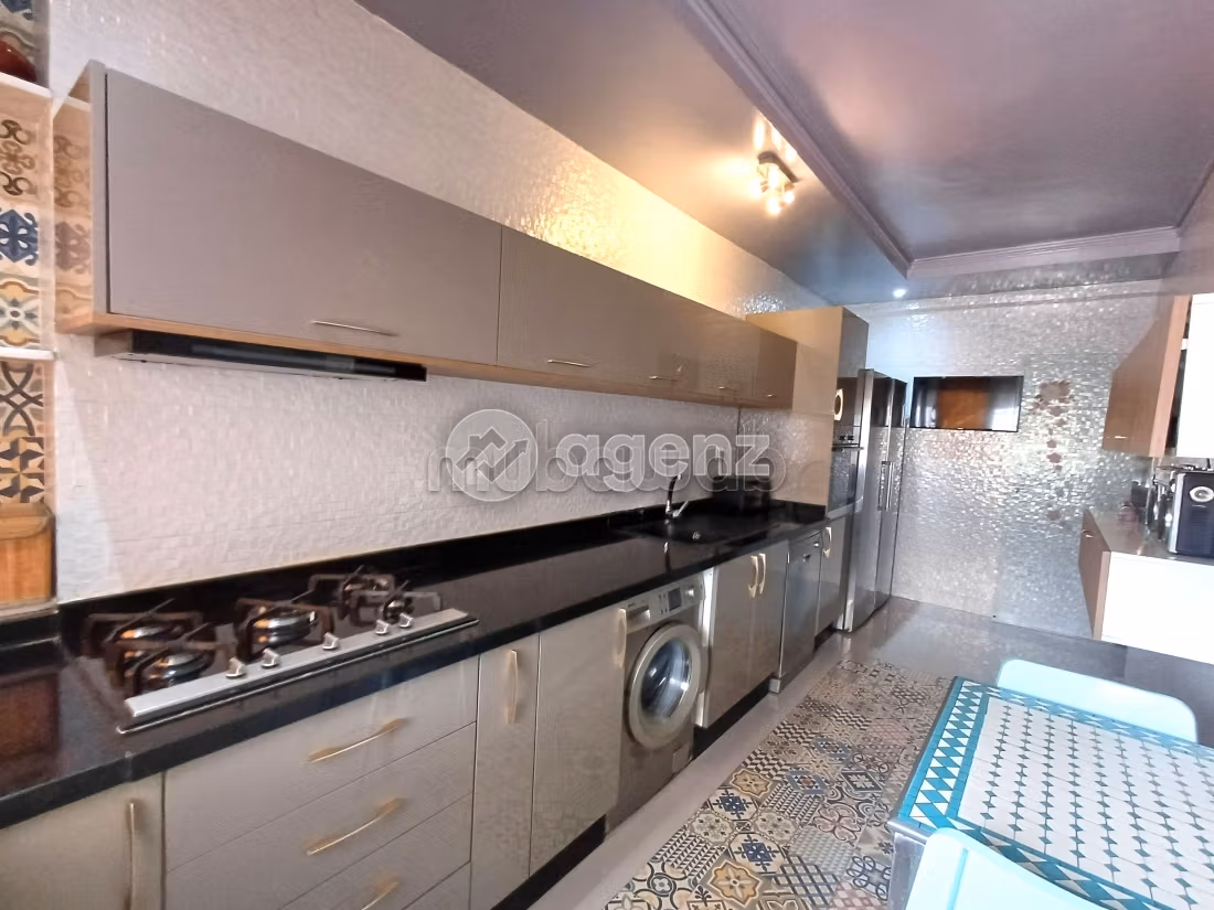 Appartement 113 m² f Les Hôpitaux — 17