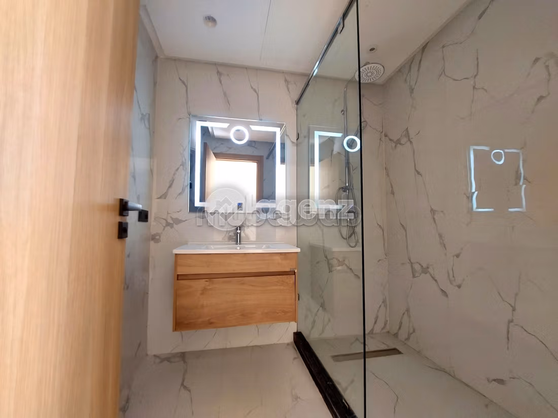 Appartement 81 m² à Les princesses — 11