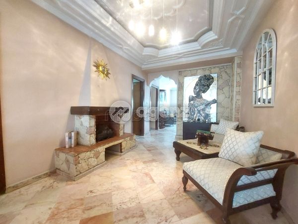 Splendido appartamento da acquistare a Mers Sultan. Superficie totale 118 m². Posto auto e ascensore