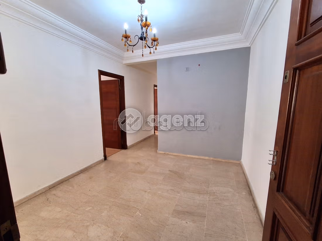 Splendido appartamento da acquistare a La Gironde. 3 camere. Ascensore e posto auto