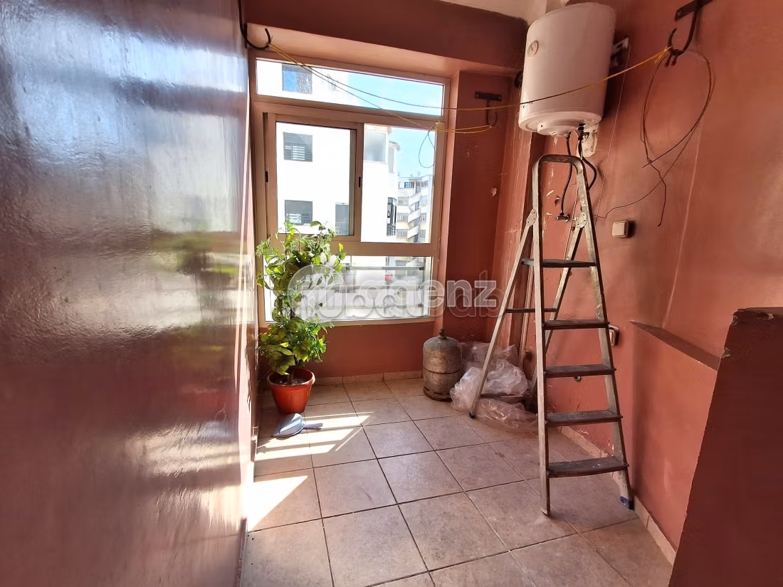Splendido appartamento da acquistare a La Gironde. 3 camere. Ascensore e posto auto