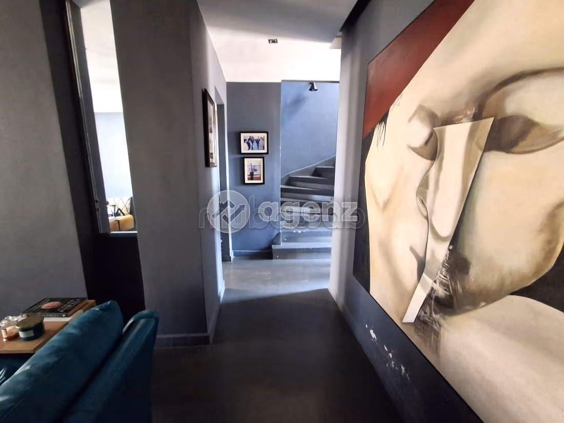 Oficinas en alquiler en Palmier. Superficie de 138 m². Sin Ascensor, balcón