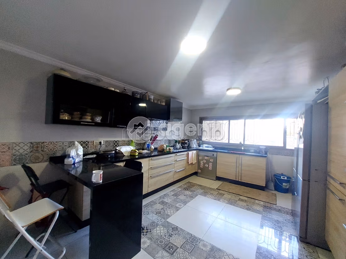 Villa à vendre 516 m², 8 chambres Val d'anfa Casablanca