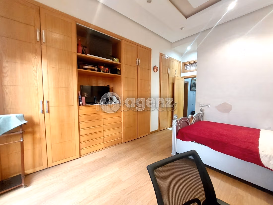 Villa à vendre 516 m², 8 chambres Val d'anfa Casablanca