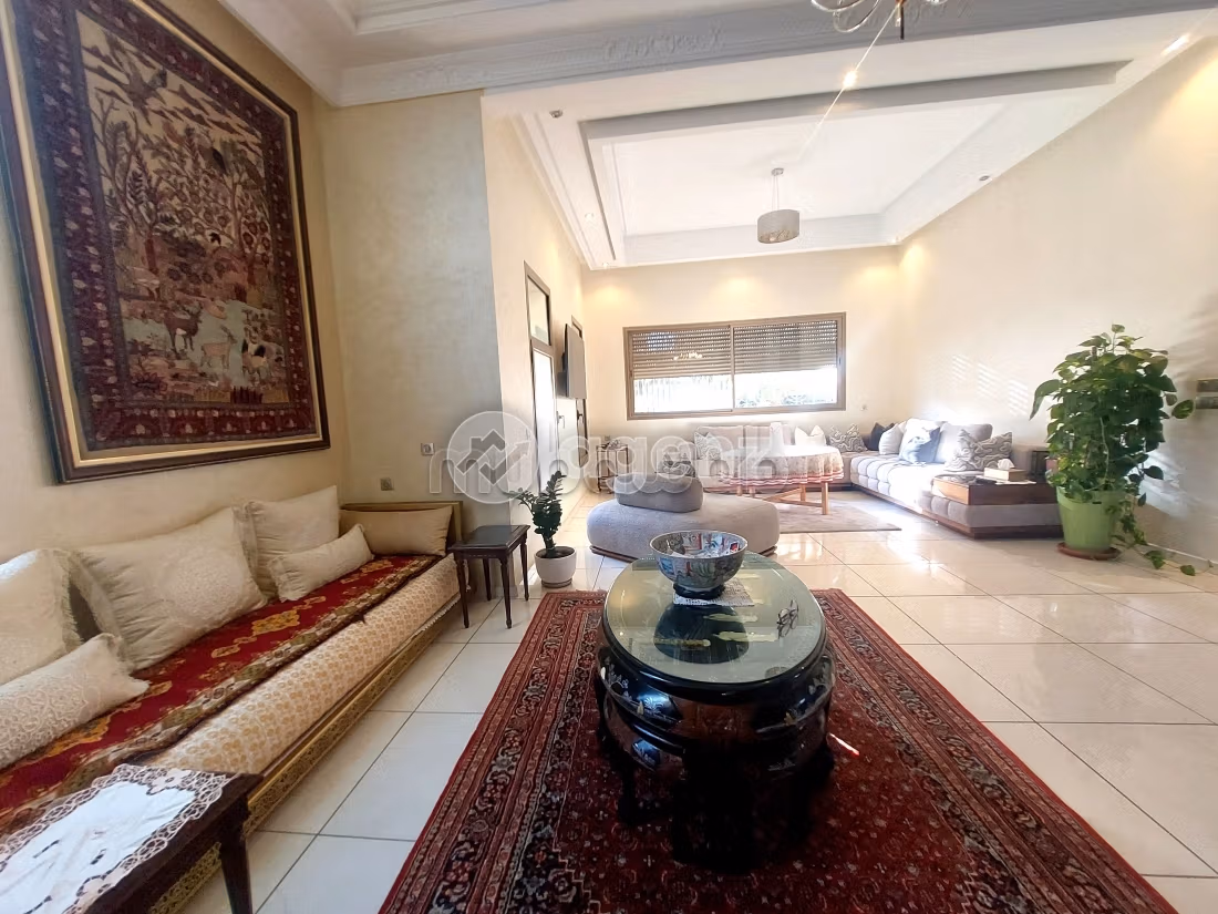 Villa à vendre 516 m², 8 chambres Val d'anfa Casablanca