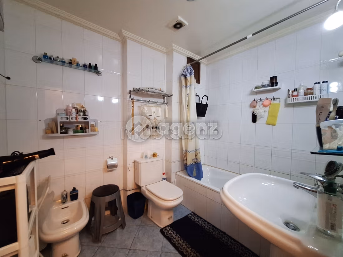 Appartement à vendre 150 m², 3 chambres Les hôpitaux Casablanca