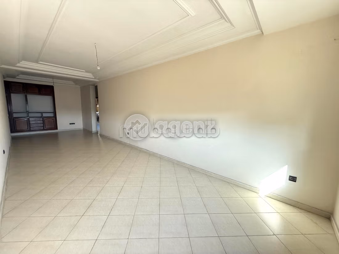 Appartamento in vendita a Liberté. 2 belle camere da letto. Con garage e ascensore