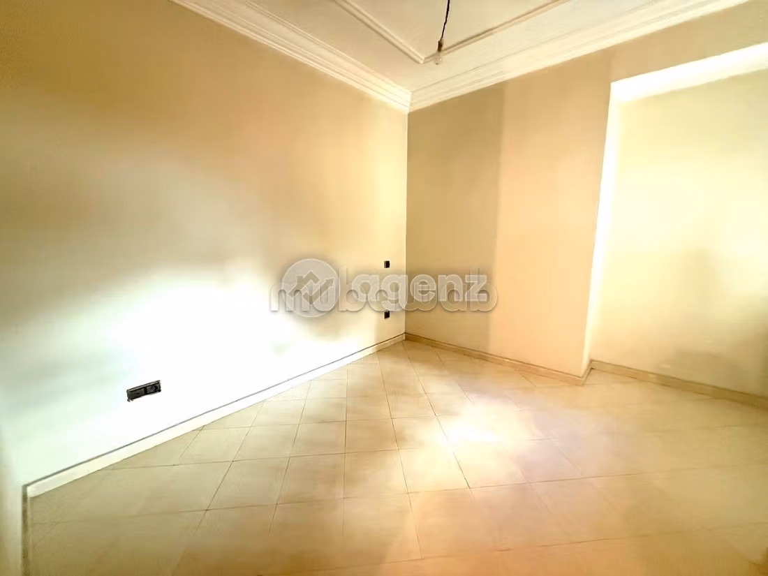 Appartamento in vendita a Liberté. 2 belle camere da letto. Con garage e ascensore