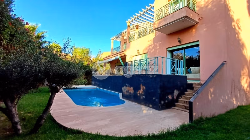 Villa à vendre 700 m², 3 chambres Benslimane Benslimane