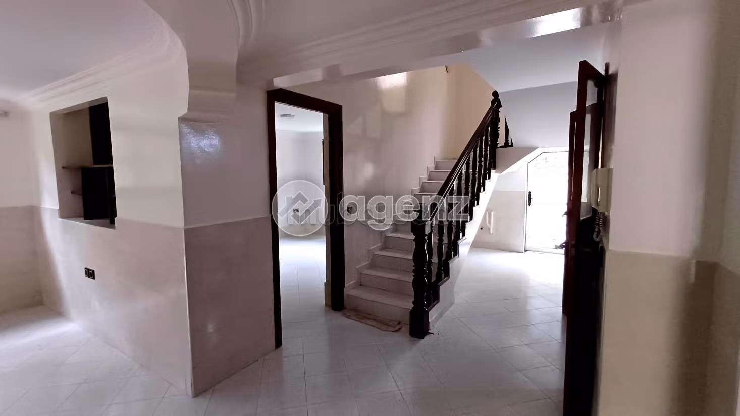 Villa à vendre 299 m², 6 chambres Quartier du Soleil Mohammedia