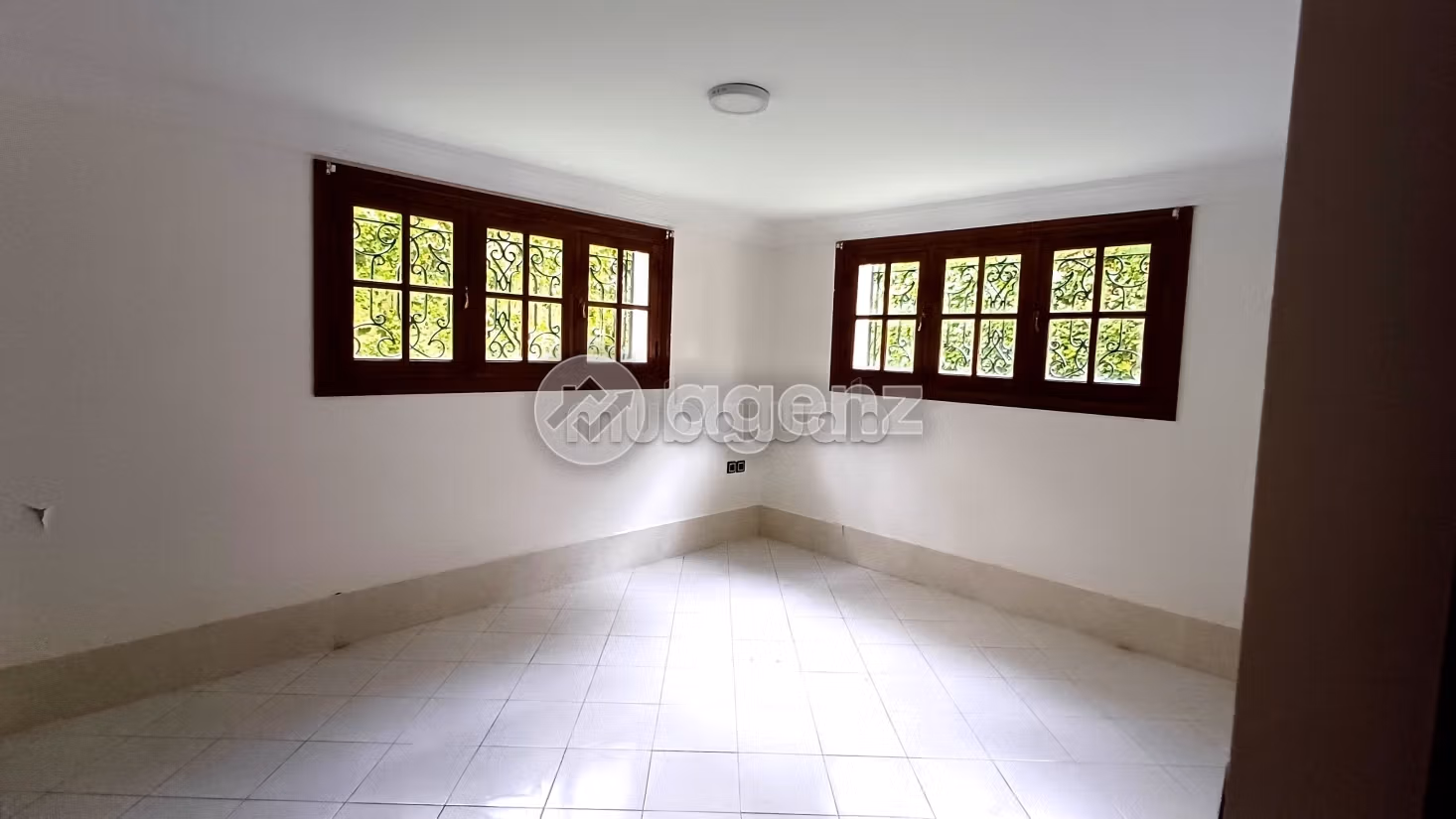 Villa à vendre 299 m², 6 chambres Quartier du Soleil Mohammedia