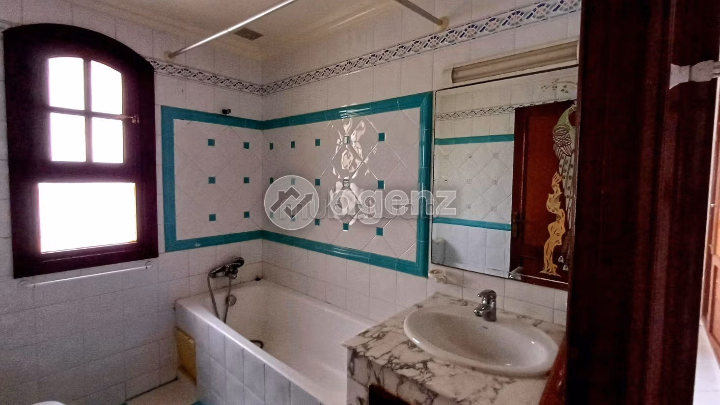 Villa à vendre 299 m², 6 chambres Quartier du Soleil Mohammedia