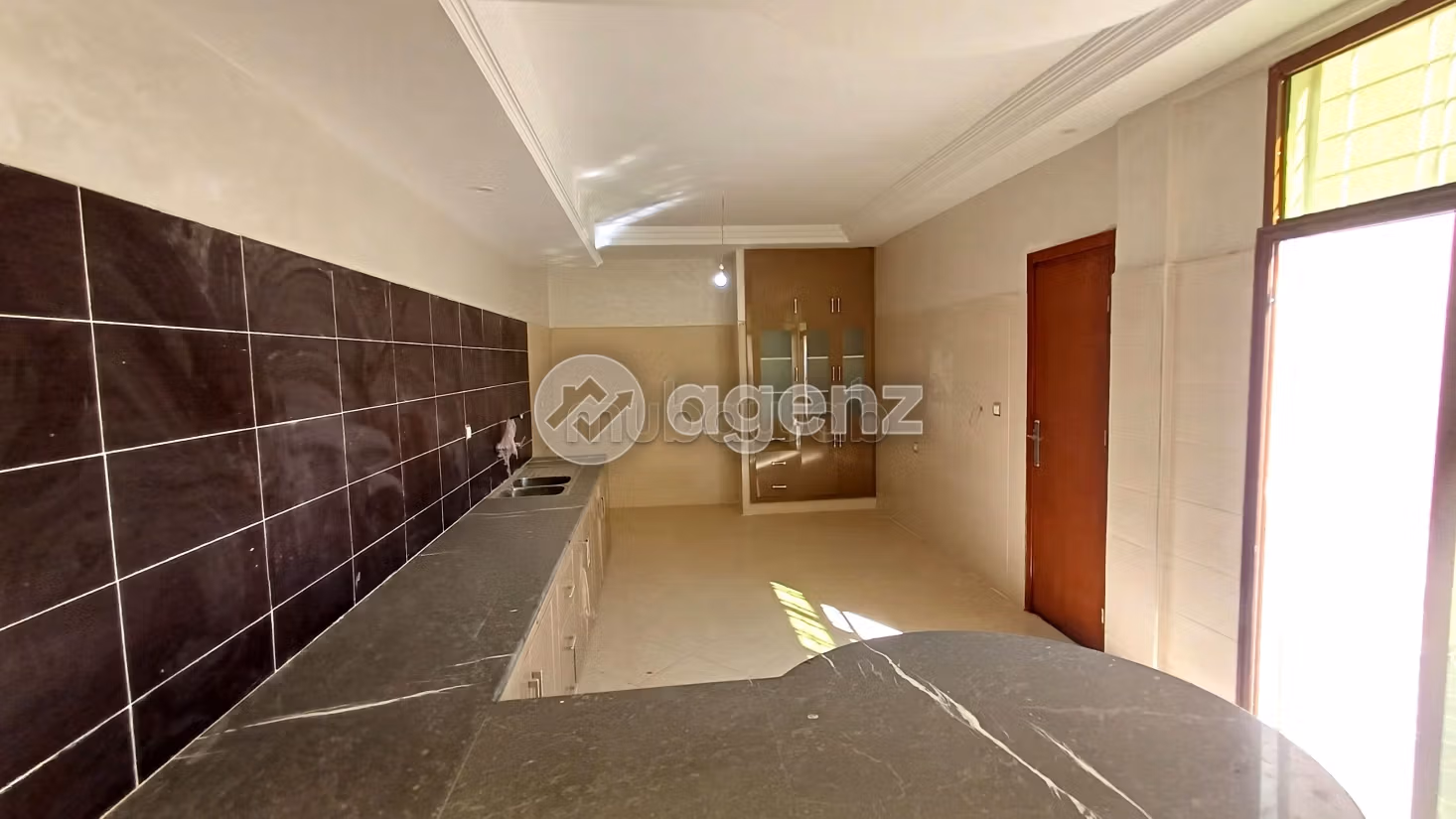 Villa à vendre 216 m², 9 chambres Oued Fes Fès