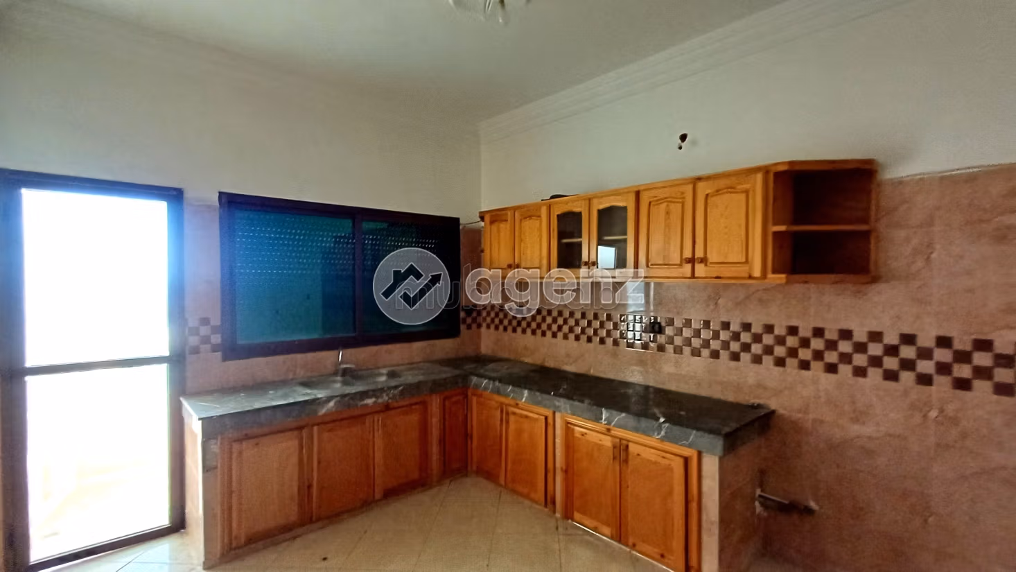 Villa à vendre 216 m², 9 chambres Oued Fes Fès