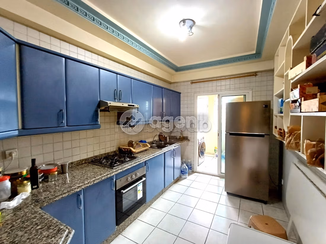 Appartamento da acquistare a Oasis sud. Superficie 219 m². Posto auto e ascensore