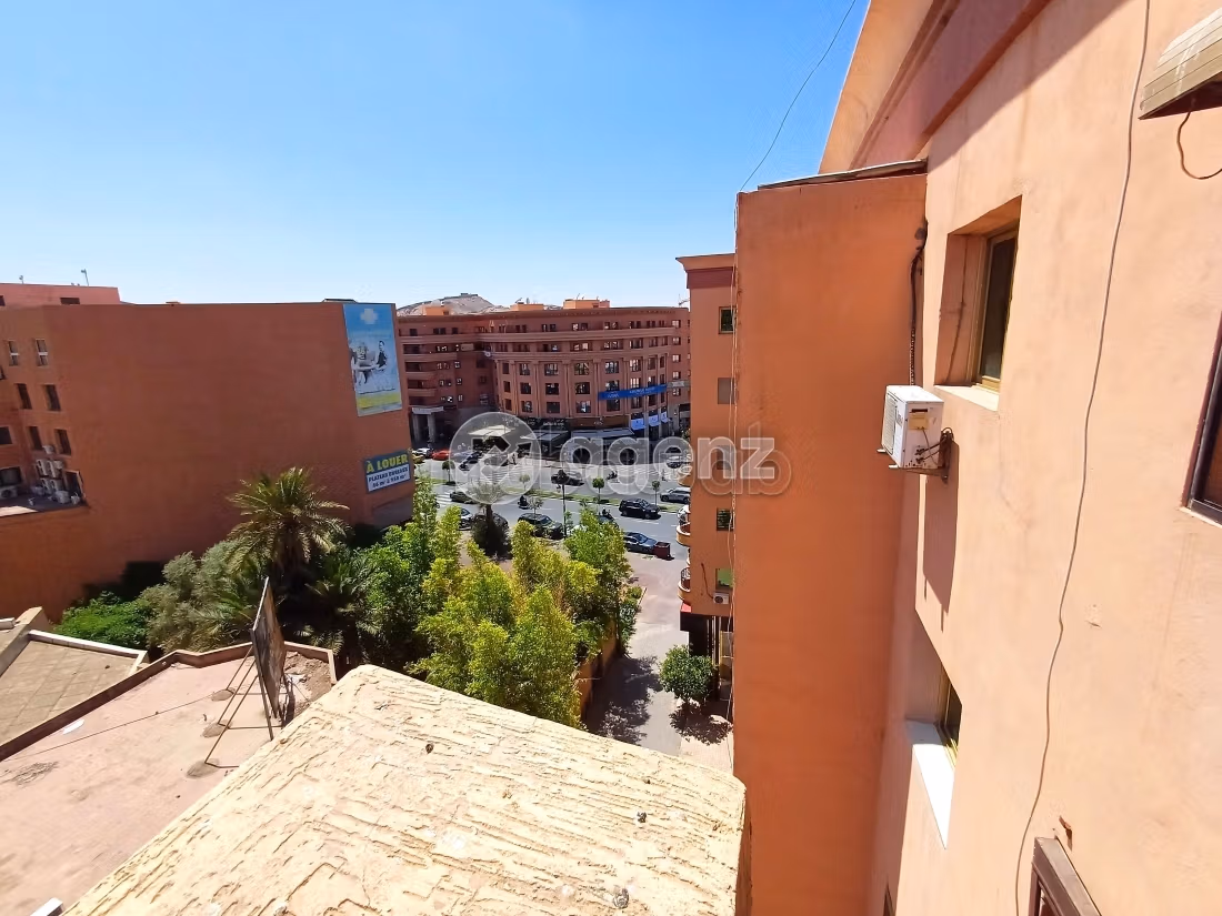 Apartment to purchase in Samlalia. Small area 200 m². With Lift, Carpark