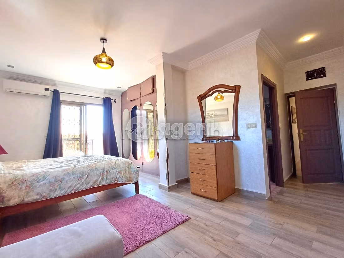 Apartment to purchase in Samlalia. Small area 200 m². With Lift, Carpark