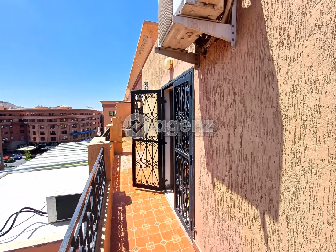 Apartment to purchase in Samlalia. Small area 200 m². With Lift, Carpark