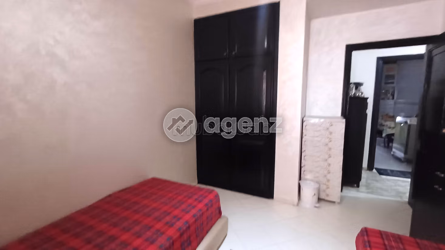 Vendita appartamento a Hay Chrifa. Superficie di 140 m². Garage e terrazzo