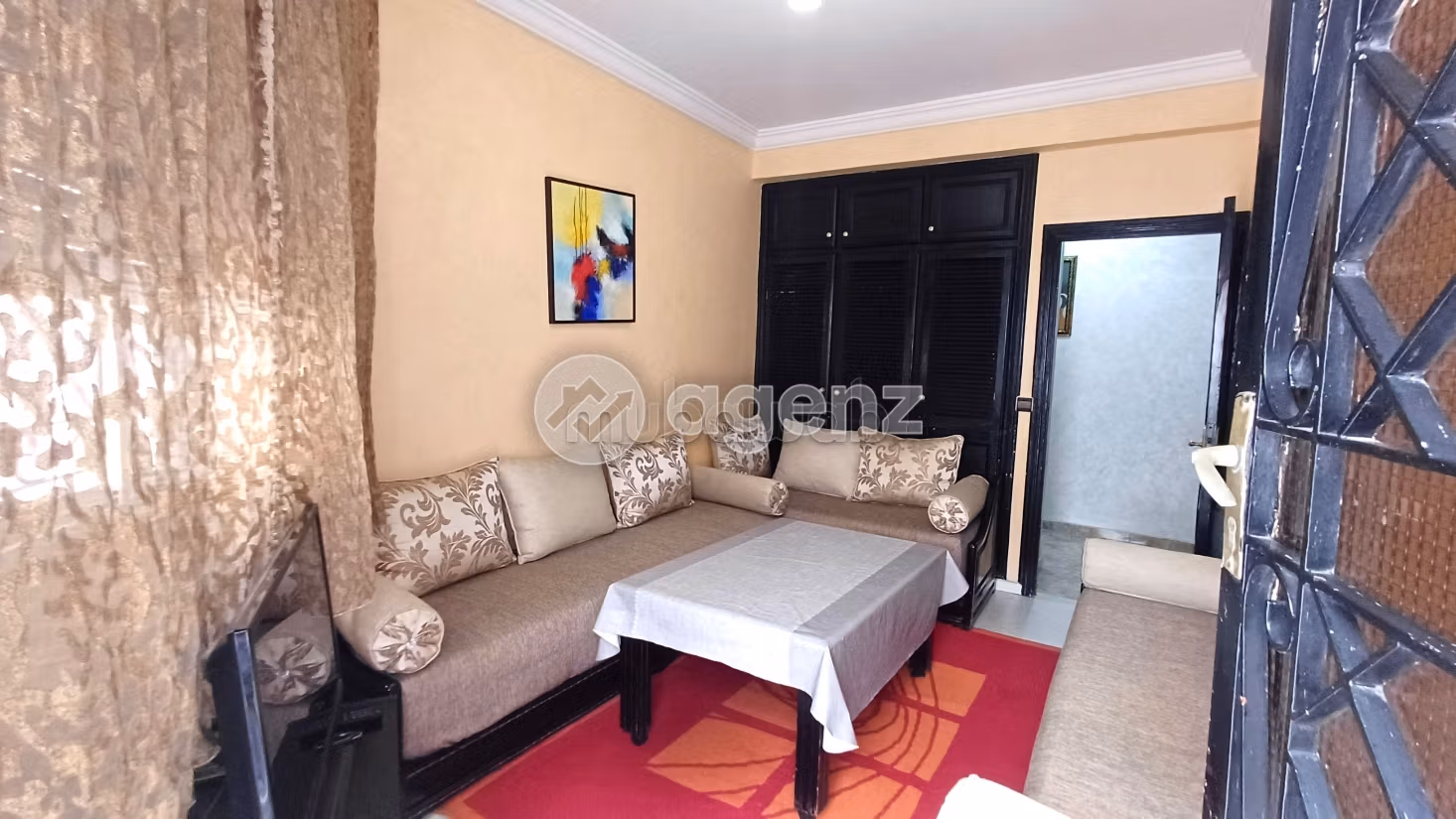 Vendita appartamento a Hay Chrifa. Superficie di 140 m². Garage e terrazzo