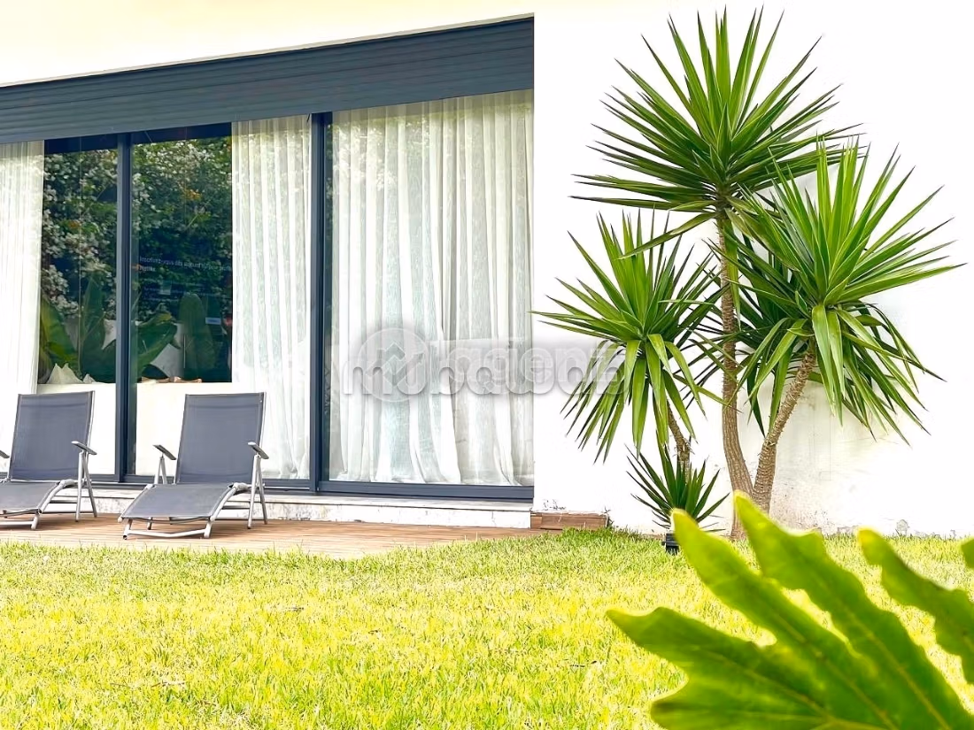 Kopen: villa's en luxe woningen. 5 Kamers. Gemeubileerd